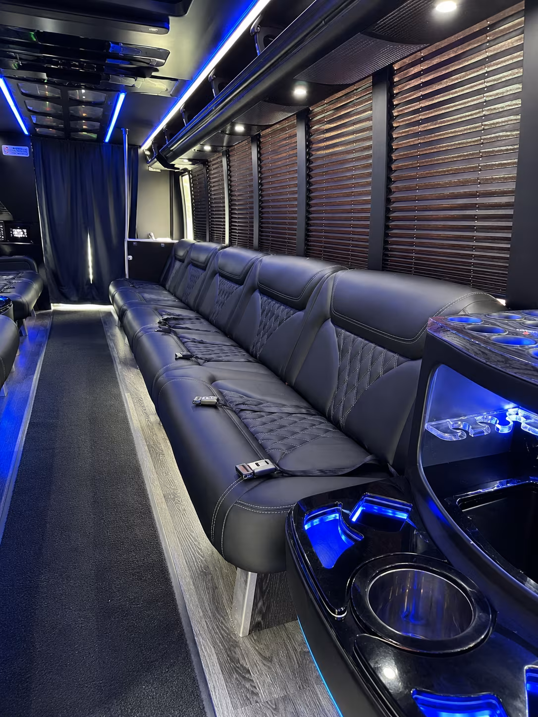Pasadena Homecoming & Prom Party Bus Rentals