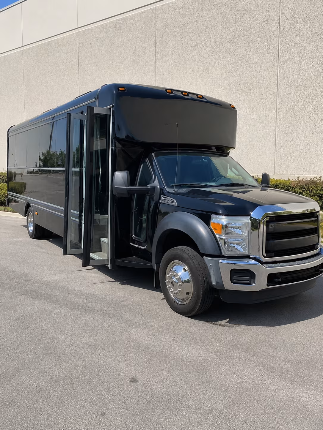 Pasadena Party Bus Rental