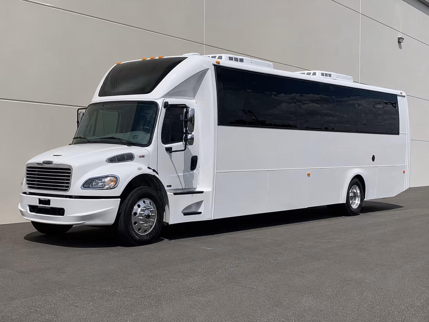 Pearland Winery Tour & Pub Crawl Transportation